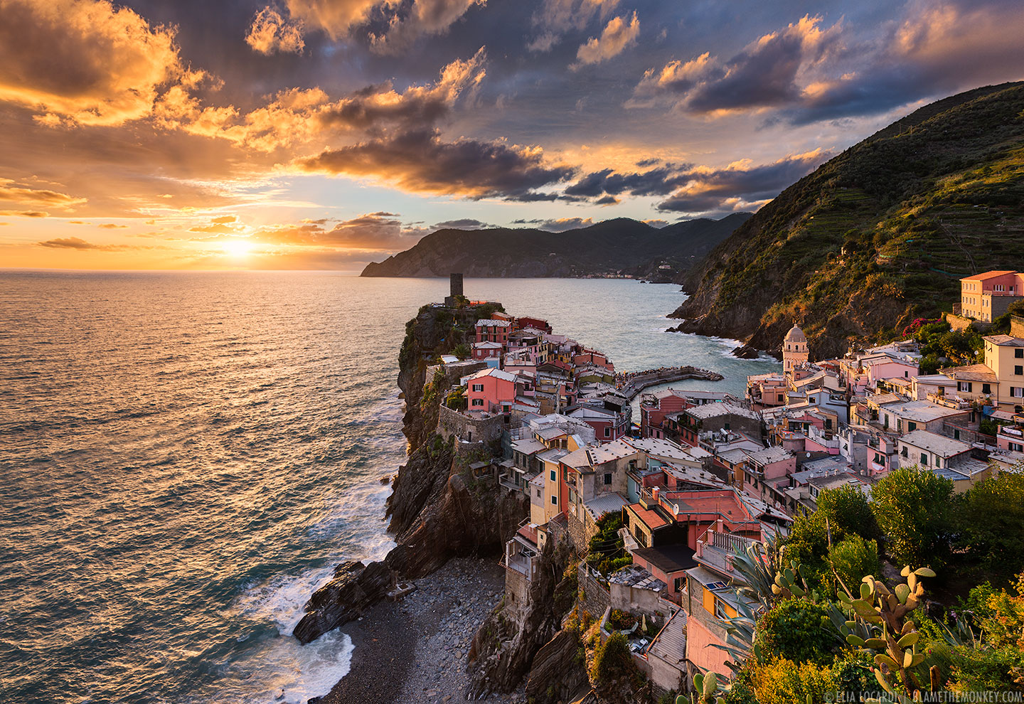 Song Of The Sea || Vernazza Cinque Terre Italy