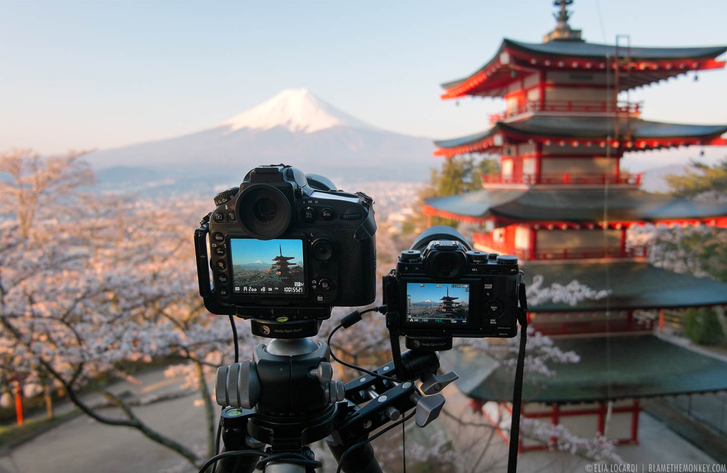 2014-04-15-Fujiyoshida-mt-fuji-shirne-sunrise