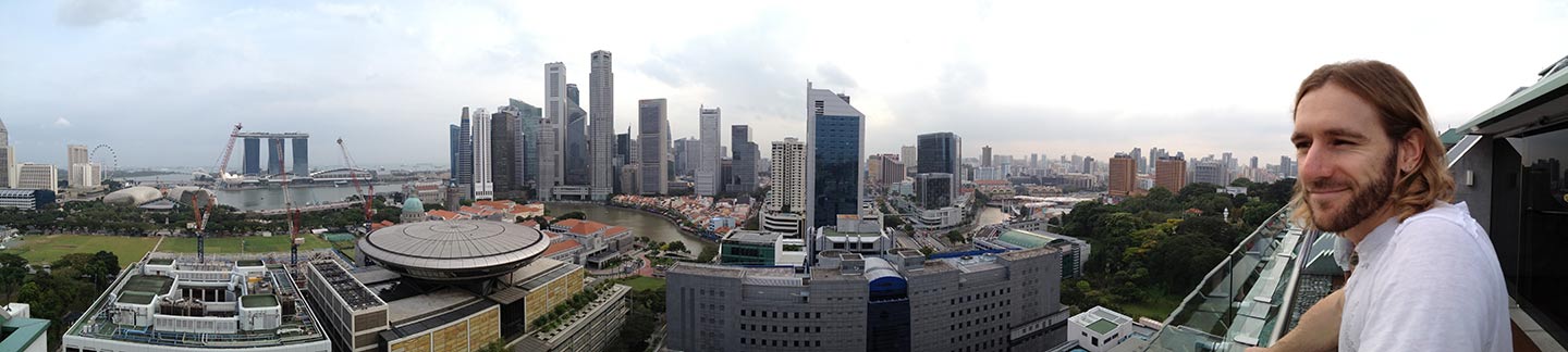 Elia iphone pano singapore